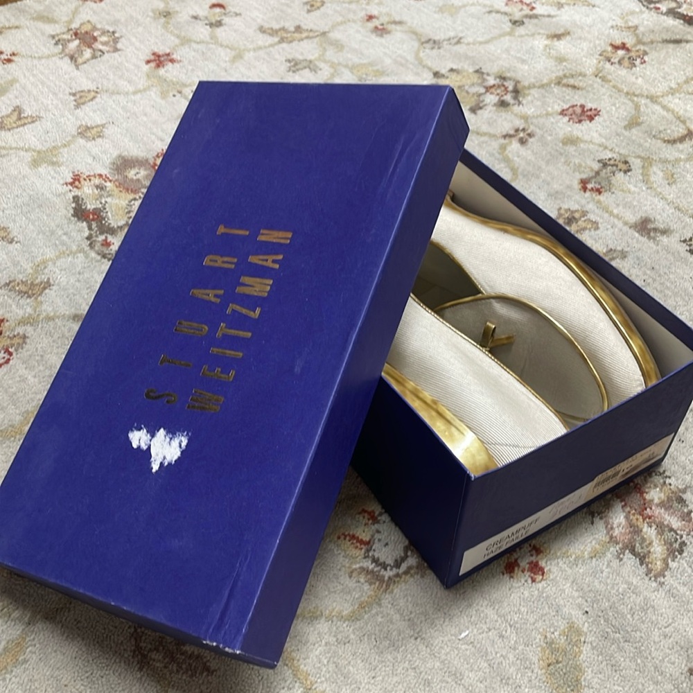Stuart Weitzman cream puff loafers - Picture 7 of 8